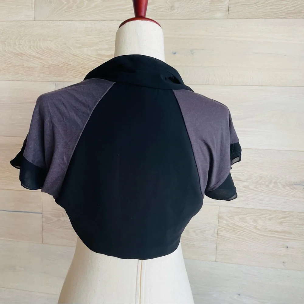 shrug short sleeve cardigan size M Comptoir des Cottoniers France